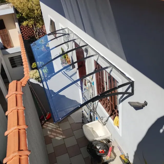 Toldo de Policarbonato Compacto — referência visual da família de produtos
